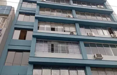 Kitnet / stúdio à venda na avenida joão pessoa, 397, centro histórico, porto alegre, 19 m2 por r$ 149.000