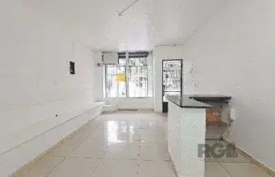 Loja comercial na rua duque de caxias - centro histórico, com 130,00m² privativo