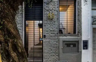 Prédio comercial de design contemporâneo na rua coronel fernando machado, no cen