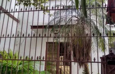 Casa para venda - 400m², 3 dormitórios, sendo 2 suites, 2 vagas - floresta