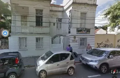 Casa para venda - 928m², 5 dormitórios, 4 vagas - bom fim