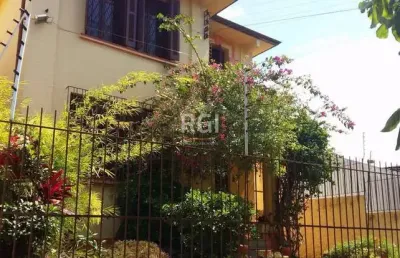 Casa para venda - 190m², 3 dormitórios, 2 vagas - medianeira