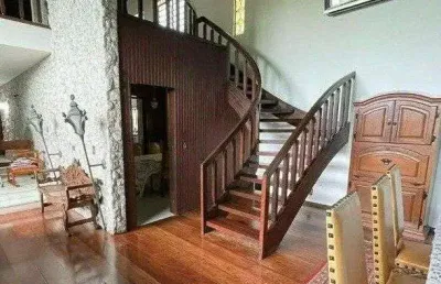 Casa 4 dormitórios à venda vila assunção porto alegre/rs