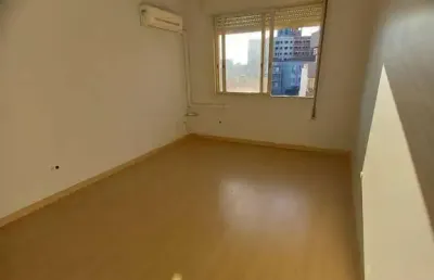 Vende-se amplo apartamento de 2 quartos, 1 vaga e 78m² - santa cecília