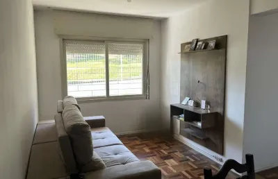 Apartamento térreo com 2 dormitórios no bairro vila ipiranga