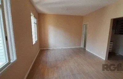 Vende-se belo studio reformado próximo a santa casa, sol da manhã em andar alto
