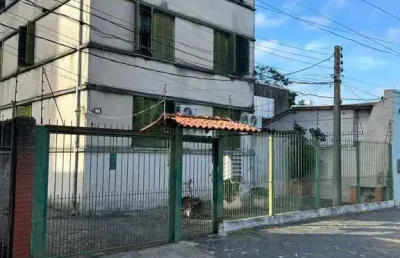 Apartamento térreo com 3 quartos no bairro cidade baixa