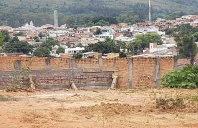 Terreno à venda na Rua Idelvira de Moura Almeida, 65, Jardim Leopoldina, Porto Alegre