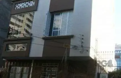 Apartamento à venda com 3 quartos 81.93 m²  rua goncalves dias, menino deus, por