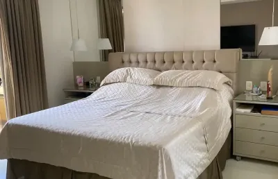Casa de alto luxo no itaigara com 4/4 sendo 2 suítes