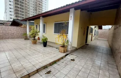 Casa com 5 quartos à venda na rua minas gerais, 381, jardim praia grande, mongaguá, 166 m2 por r$ 770.000