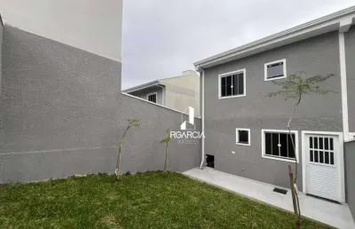 Amplo sobrado com 2 suítes e terreno amplo no alto boqueirão