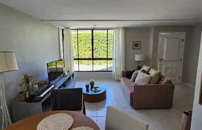 Casa com 3 quartos para alugar na Rua João da Silva Campos, 100, Itaigara, Salvador