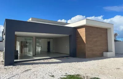 Linda casa com 4 dormitórios, sendo 3 suites no jacuípe coutry club!