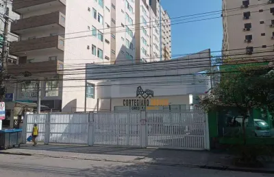 Casa comercial com 3 salas para alugar na Avenida Ana Costa, Gonzaga, Santos