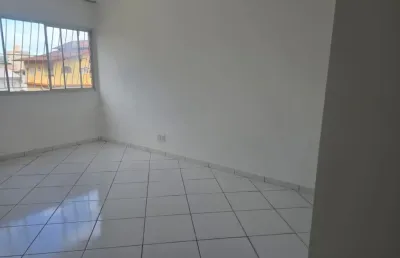 Apartamento de 02 quartos + escritório no miolo de jardim camburi!!!