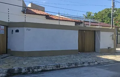 Casa com 4 quartos à venda na Rua Gervásio de Araújo Souza, 732, Coroa do Meio, Aracaju