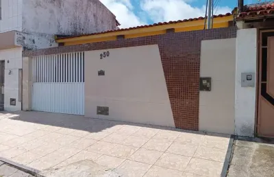 Casa com 5 quartos à venda na Rua Antônio do Nascimento Rodrigues, 250, Jabotiana, Aracaju