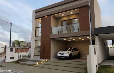 Casa duplex no padang - excelente acabamento                                          .