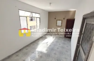 Apartamento 2 quartos dentro de uma vila, condomínio barato, aceitando financiamento e com ótima localização!