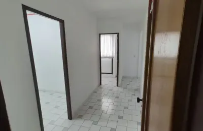 Sala comercial à venda de 30 m2 com 1 banheiro no itaigara