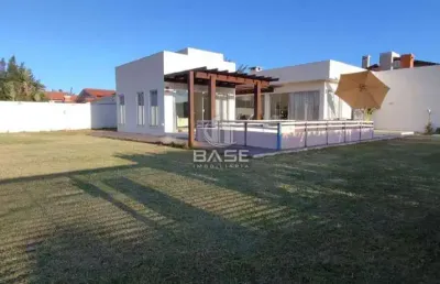 Casa com 1 quarto à venda na Rua Das Camélias, Centro, Xangri-Lá