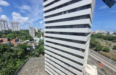 Edf  profissional center  sala a venda com divisória, banheiro privativo e 1 vaga de garagem rotativa.