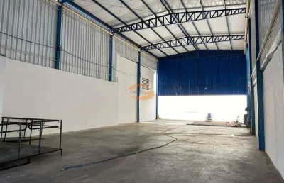 Otimo barracao no centro de rio preto 500 metros 2 banheiro escritorio e cozinha