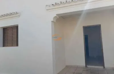 Casa com 3 quartos para alugar na Rua Doutor Assis Brasil, Vila Angélica, São José do Rio Preto