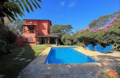 Casa à venda na Rua São João, 1, Vila Santo Antônio, Cotia