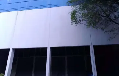 Casa para alugar na Avenida Ceci, 672, Tamboré, Barueri