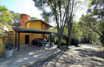 Casa à venda na Dos Alecrins, 88, Vila Lisboa, Carapicuíba