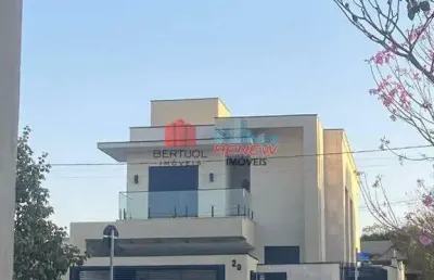 Excelente oportunidade! esta casa nova, com todos os planejados instalados e fotovoltaica