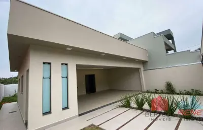 Casa à venda na Rua Rogério Donato Pereira, 30, Pinheirinho, Vinhedo
