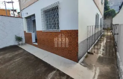 Santa luzia - casa 3/4 - excelente quintal - ampla cozinha - 1 vaga