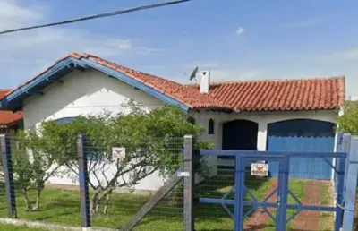 Casa para venda em tramandaí, zona nova, 3 dormitórios, 1 suíte, 3 banheiros, 1 vaga