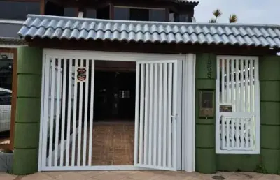 Sobrado para venda em tramandaí, zona nova, 3 dormitórios, 1 suíte, 1 banheiro, 1 vaga