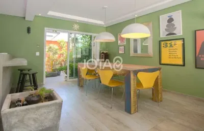 Casa em condomínio fechado com 4 quartos à venda na Rua Luiz Leduc, 110, Vista Alegre, Curitiba