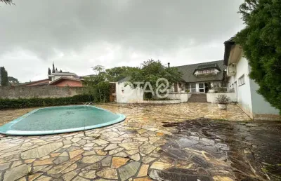 Casa com 4 quartos para alugar na Amapa, 101, Vista Alegre, Curitiba