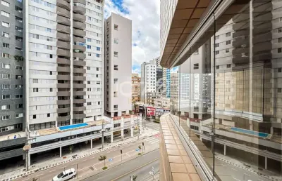 Apartamento com 3 quartos à venda na Avenida Sete de Setembro, 4518, Batel, Curitiba
