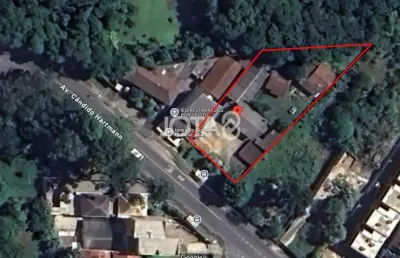 Terreno à venda na Avenida Cândido Hartmann, 3810, Mercês, Curitiba