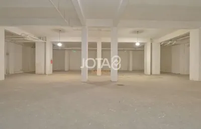 Ponto comercial com 1 sala para alugar na Avenida Winston Churchill, 309, Capão Raso, Curitiba