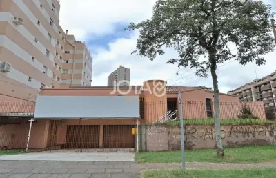 Ponto comercial com 5 salas para alugar na Rua Cândido Xavier, 835, Água Verde, Curitiba
