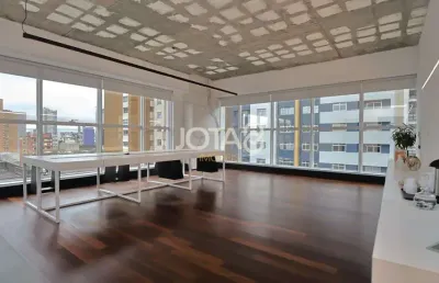 Ponto comercial com 1 sala para alugar na Rua Emiliano Perneta, 822, Centro, Curitiba