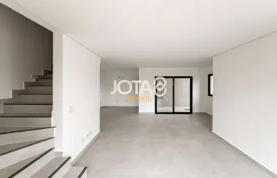 Casa com 3 quartos para alugar na Comendador David Dos Santos Pacheco, 18, Vista Alegre, Curitiba