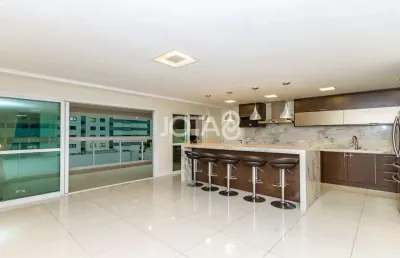Apartamento com 4 quartos para alugar na Rua Professor Guido Straube, 52, Água Verde, Curitiba