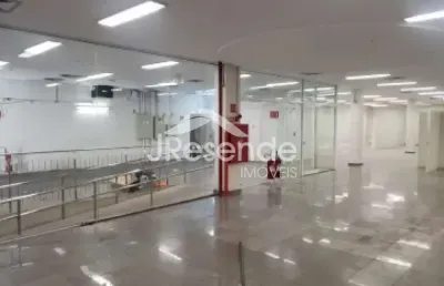 Prédio comercial 2 pavimentos, vão livre com elevador