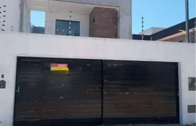 Casa com 3 quartos à venda na Rua César Macieira, 241, Aruana, Aracaju