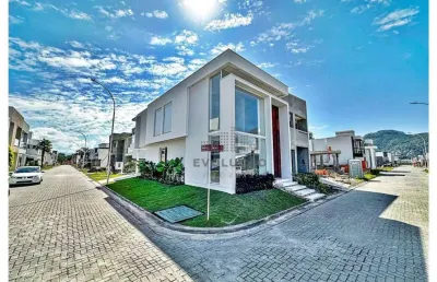 Maravilhosa casa com 3 dorms com suíte - deltaville - biguaçu/sc