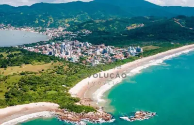 Ótimo apartamento na praia grande com 03 dorms (1 suíte) - gov. celso ramos sc